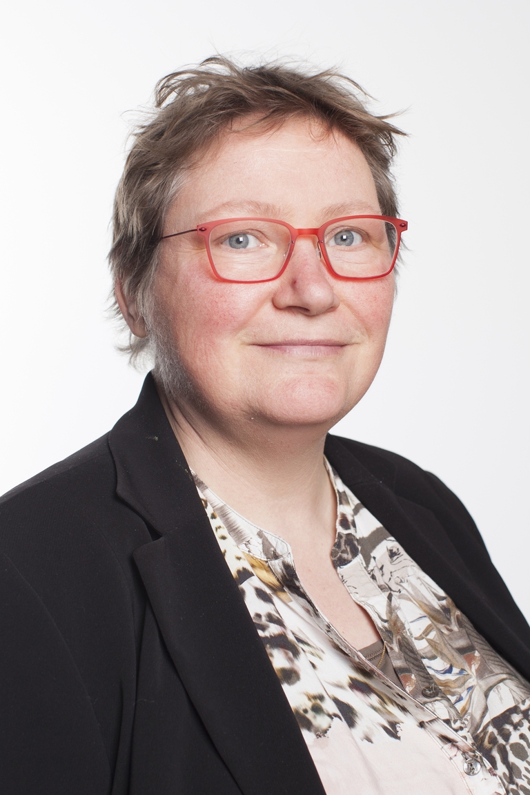  Martie Ottens, geestelijk verzorger, euthenasieconsulent portret, smoelenboek, 2016