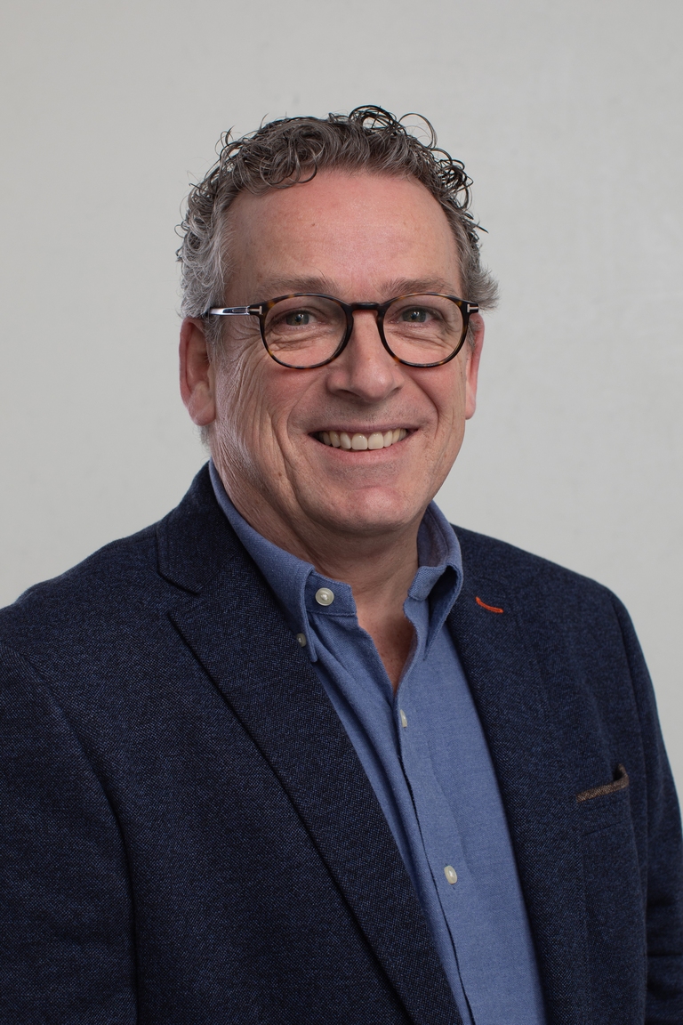Ed van den Hout